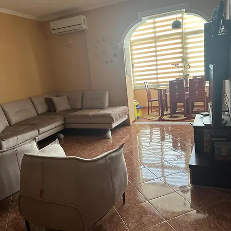 Me Qera Afatgjate Apartamento