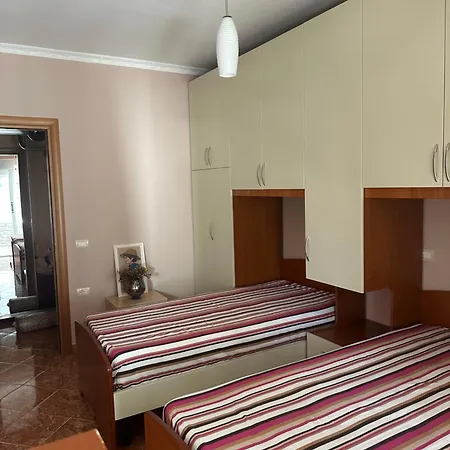 Me Qera Afatgjate Apartamento *