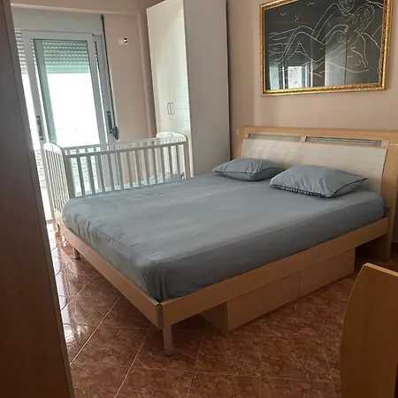 Me Qera Afatgjate * Vlorë